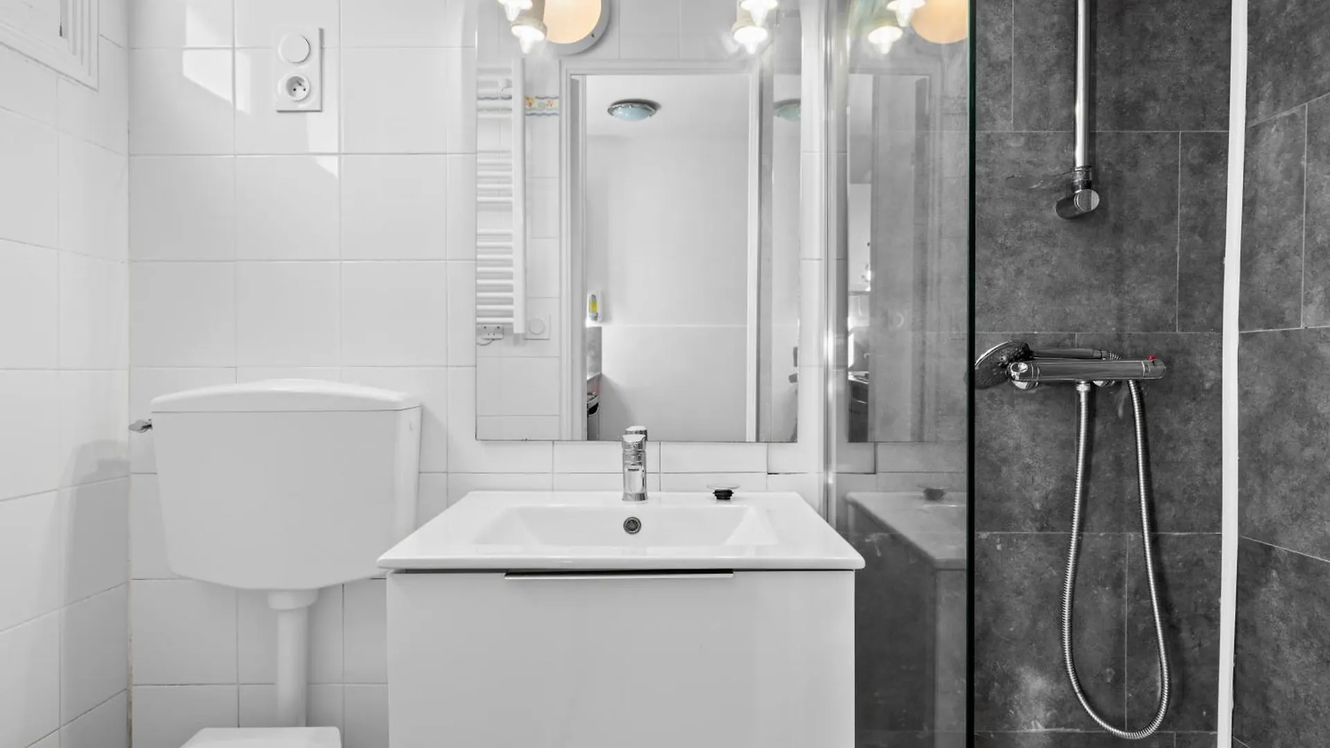 Hotel Village Vacances Kerfetan Landaul